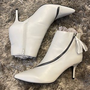 NEW! Missguided booties Women’s Size 40